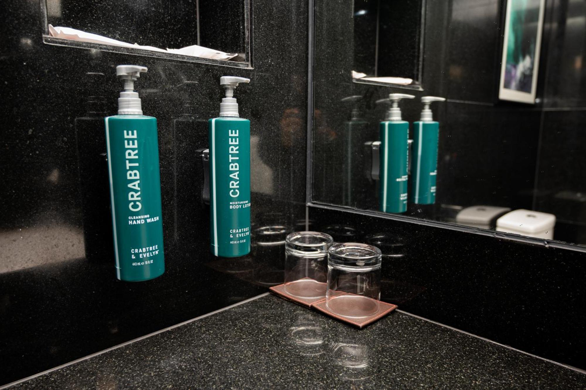 Doubletree By Hilton-Pune Chinchwad Pimpri-Chinchwad Eksteriør bilde